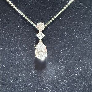 Elegant Teardrop Cubic Zirconia Pendant Necklace in Silver
